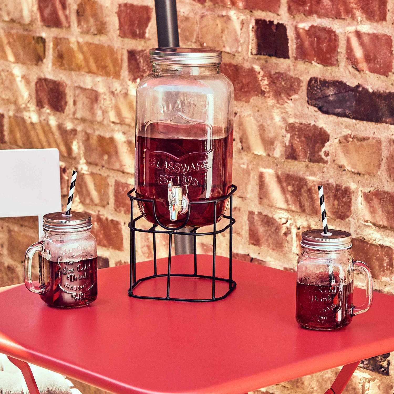 Metallständer Für Getränkespender REFRESH In Schwarz 2 Metallständer Für Getränkespender REFRESH In Schwarz – Bild 2