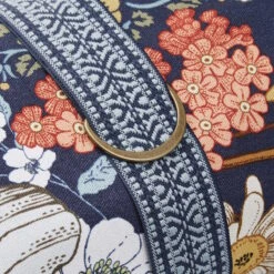 Picknickdecke L 175 X B 154cm BETWEEN FLOWERS In Dunkelblau 15 Picknickdecke L 175 X B 154cm BETWEEN FLOWERS In Dunkelblau -Butlers butlers picknickdecke l 175 x b 154cm between flowers in dunkelblau 5